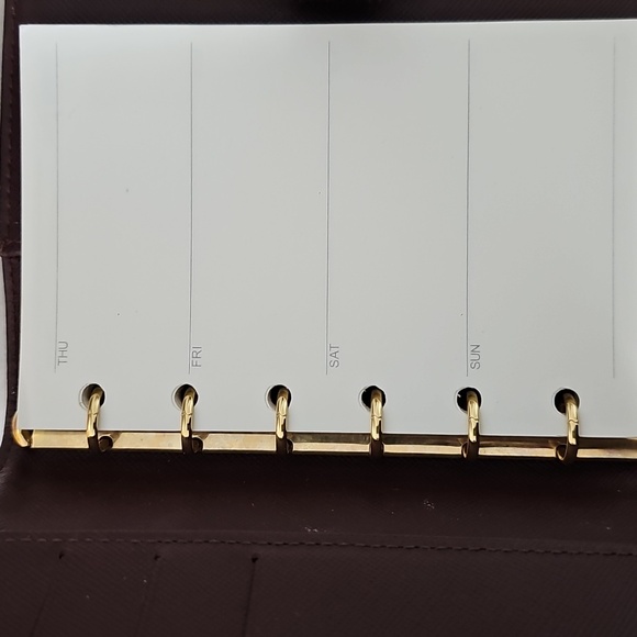 Louis Vuitton Planner - Picture 9 of 9